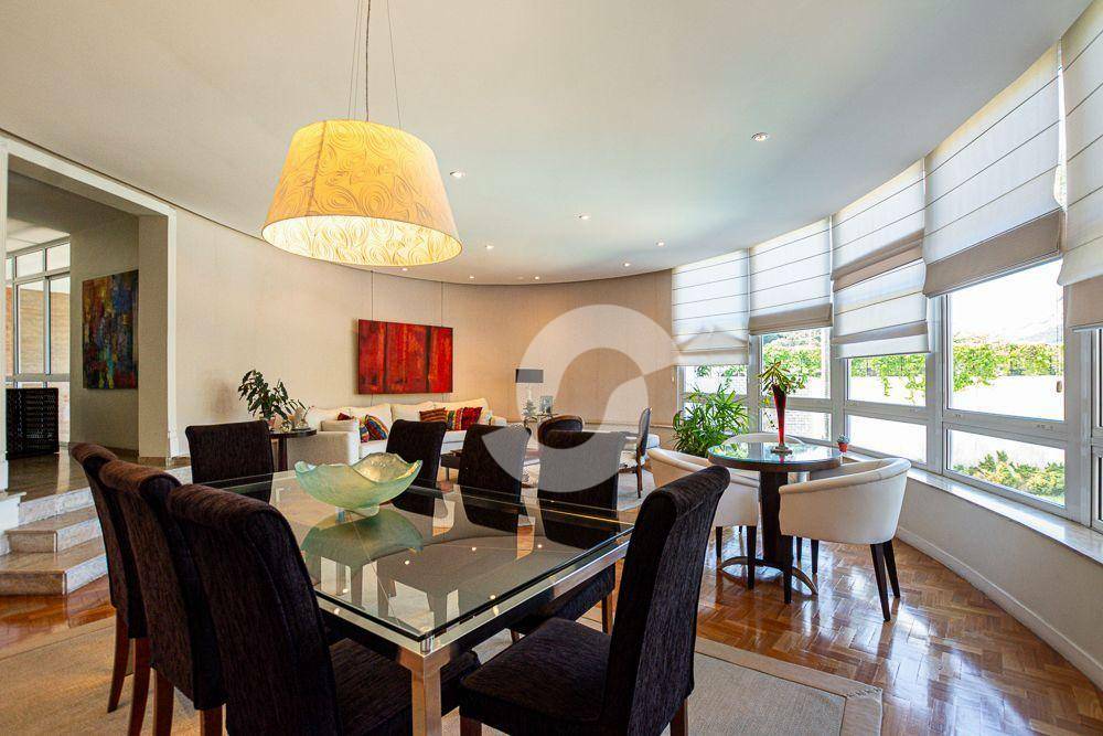 Casa à venda com 5 quartos, 468m² - São Francisco,Niterói