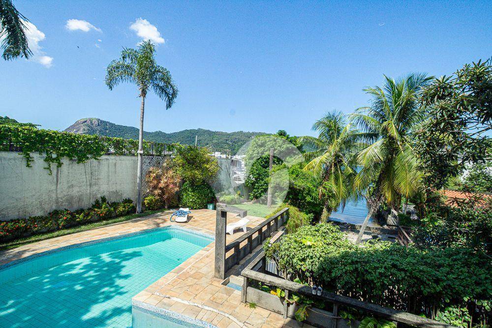  - Casa com 5 dormitórios à venda, 468 m² por R$ 7.500.000,00 - São Francisco - Niterói/RJ