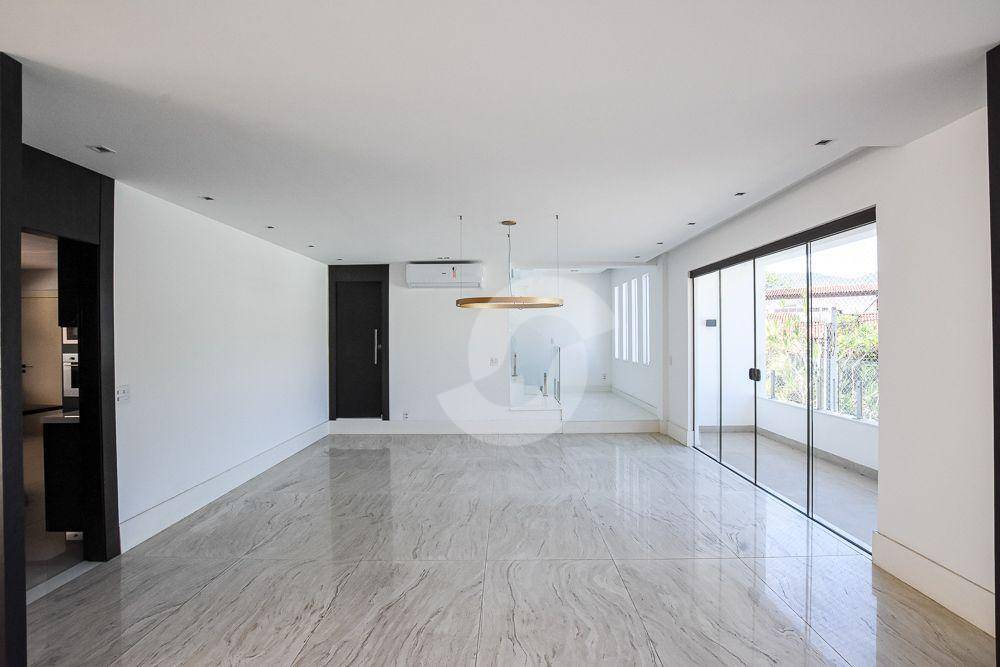  - Casa com 5 dormitórios à venda, 600 m² - São Francisco - Niterói/RJ