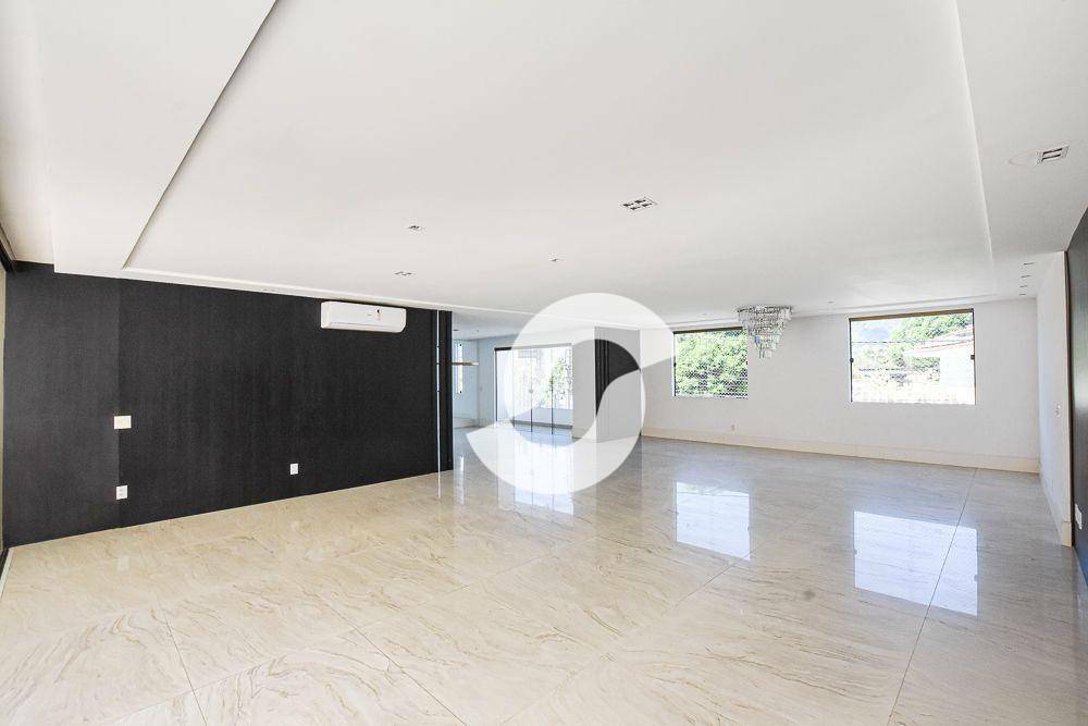 Casa à venda com 5 quartos, 600m² - São Francisco,Niterói