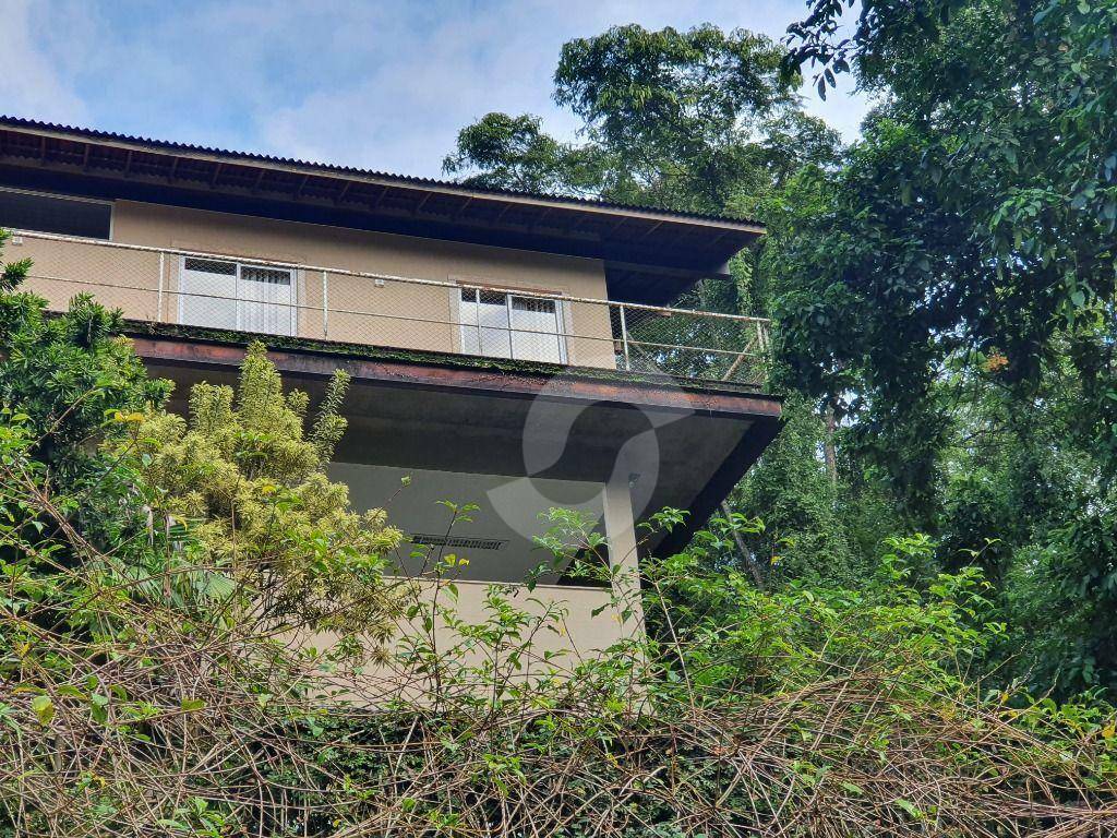 - Casa com 3 dormitórios à venda, 215 m² por R$ 680.000,00 - Itaipu - Niterói/RJ