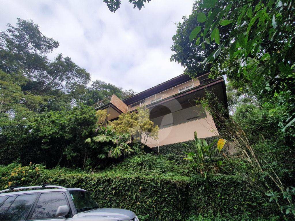 Casa à venda com 3 quartos, 215m² - Itaipu,Niterói