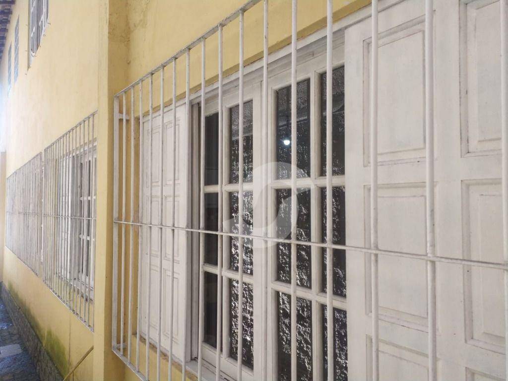 Casa à venda com 6 quartos, 507m² - São Francisco,Niterói