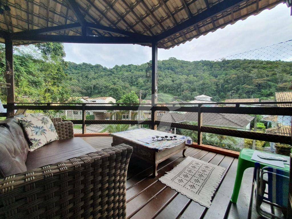 Casa à venda com 3 quartos, 286m² - Itaipu,Niterói