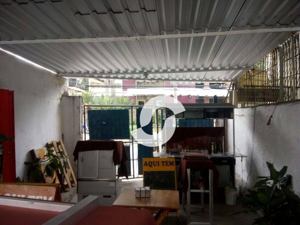 Prédio comercial à venda com 2 quartos, 220m² - Santa Rosa,Niterói