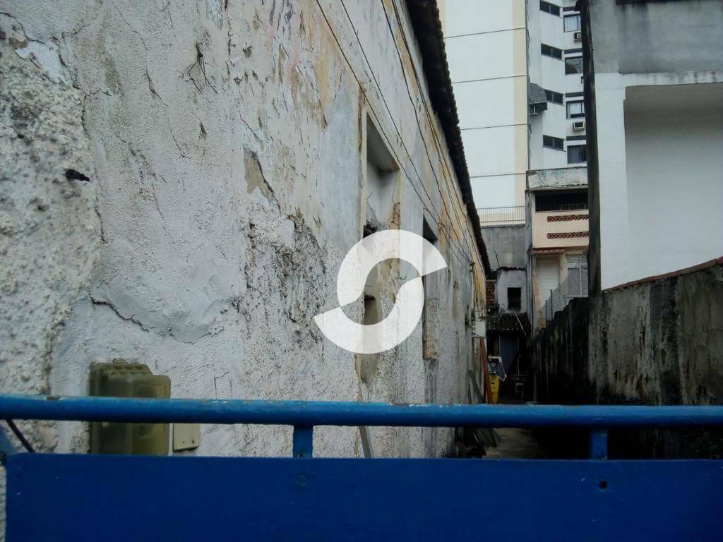 Prédio comercial à venda com 2 quartos, 220m² - Santa Rosa,Niterói
