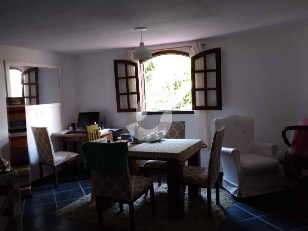  - Casa com 6 dormitórios à venda, 400 m² por R$ 1.050.000,00 - Piratininga - Niterói/RJ