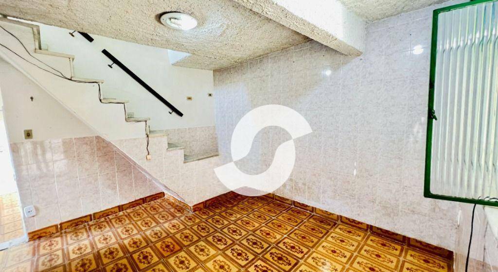 Casa à venda com 2 quartos, 55m² - Fonseca,Niterói