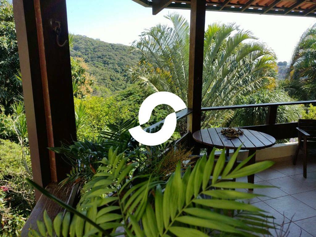 Casa à venda com 4 quartos, 300m² - Piratininga,Niterói