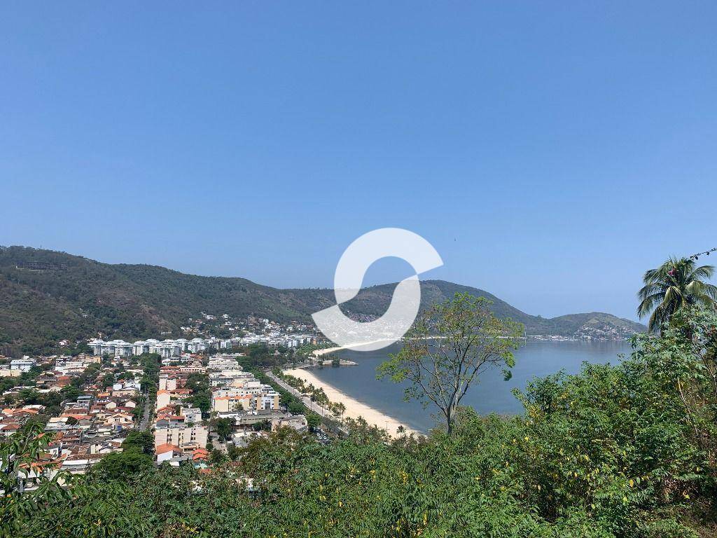 Casa à venda com 4 quartos, 624m² - São Francisco,Niterói