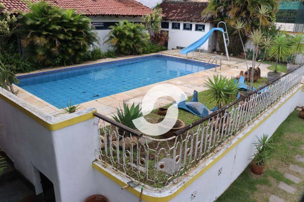  - Casa à venda, 455 m² por R$ 1.700.000,00 - Mata Paca - Niterói/RJ