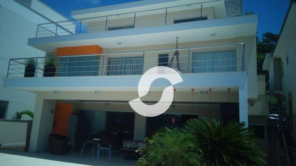 Casa à venda com 4 quartos, 400m² - Camboinhas,Niterói