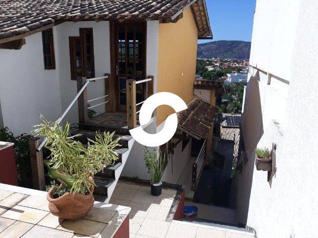 Casa à venda com 5 quartos, 360m² - Camboinhas,Niterói