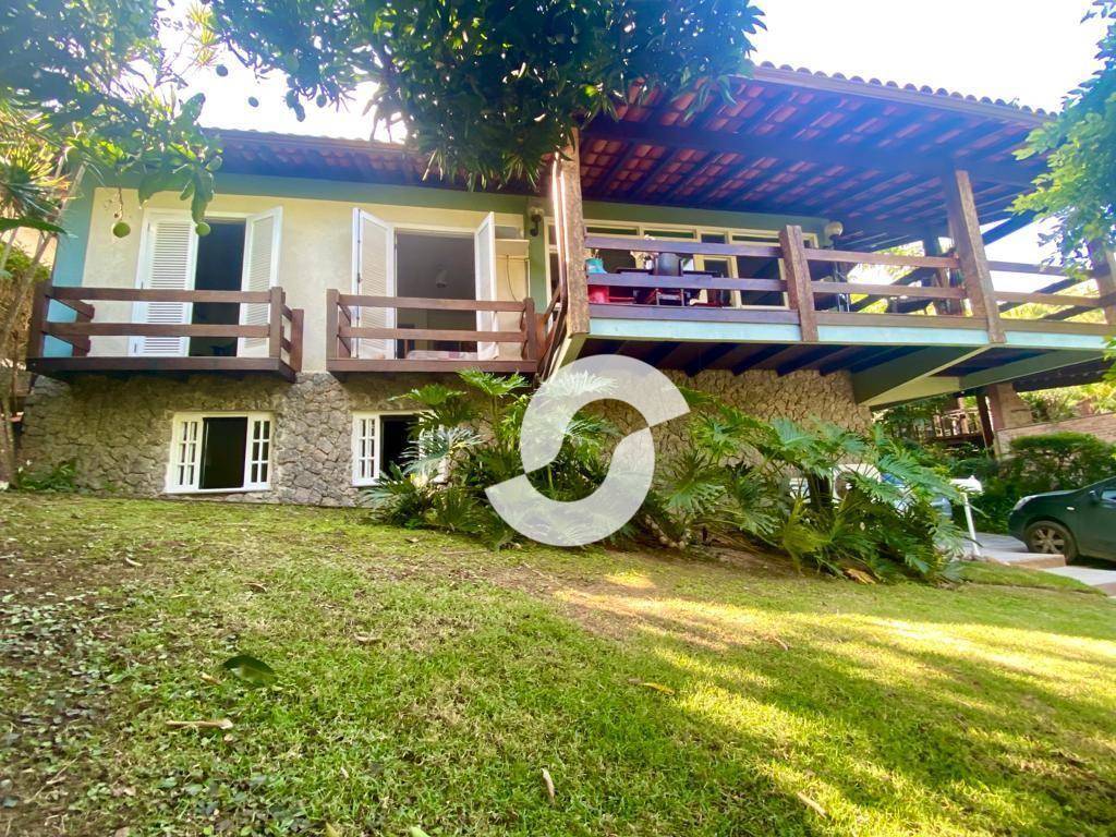 Casa à venda com 5 quartos, 440m² - Itaipu,Niterói