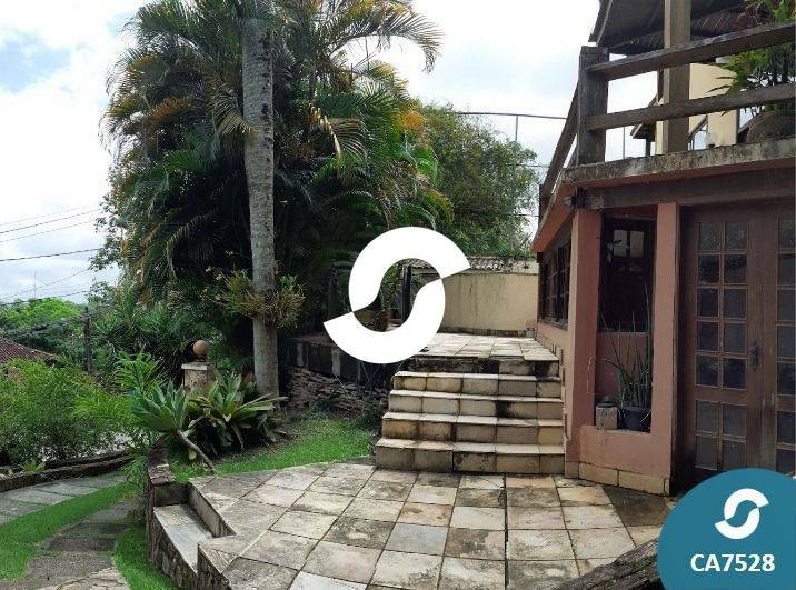 Casa à venda com 3 quartos, 370m² - Mata Paca,Niterói