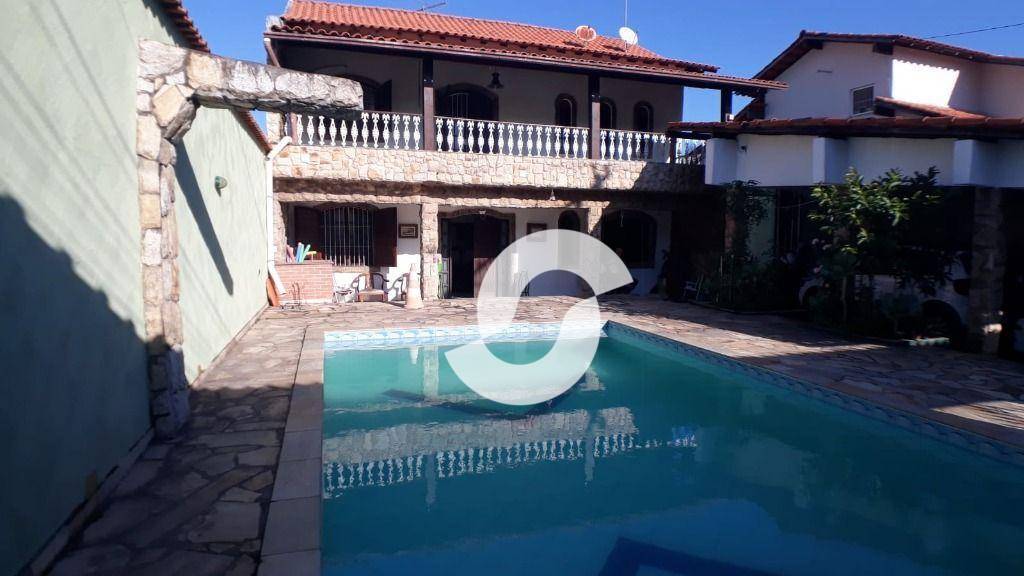 Casa à venda com 6 quartos, 280m² - Piratininga,Niterói