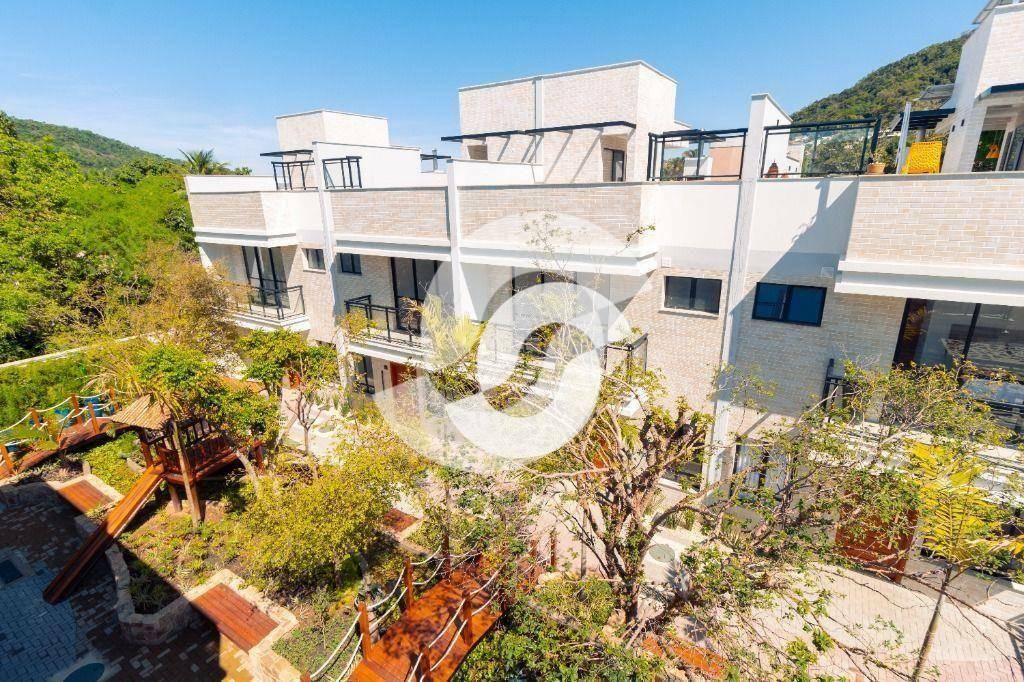 - Casa com 4 dormitórios à venda, 189 m² por R$ 1.200.000,00 - Itaipu - Niterói/RJ