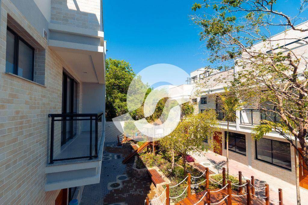 Casa à venda com 4 quartos, 190m² - Itaipu,Niterói