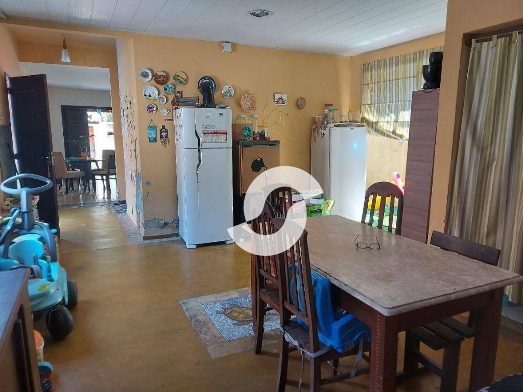  - Casa à venda, 300 m² por R$ 800.000,00 - Santa Rosa - Niterói/RJ