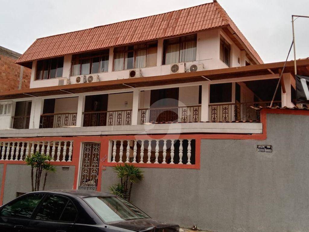 Prédio comercial à venda com 33 quartos, 700m² - Piratininga,Niterói