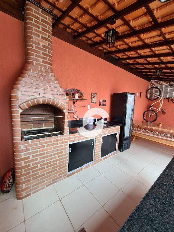 Casa à venda com 3 quartos, 150m² - Itaipu,Niterói