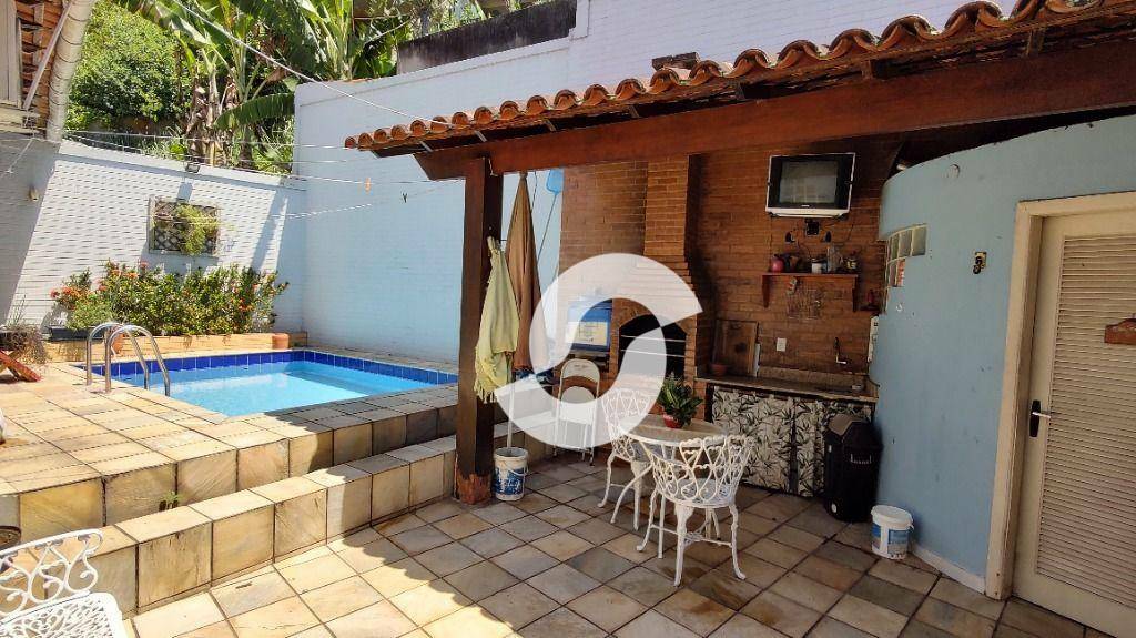 Casa à venda com 4 quartos, 200m² - Fonseca,Niterói