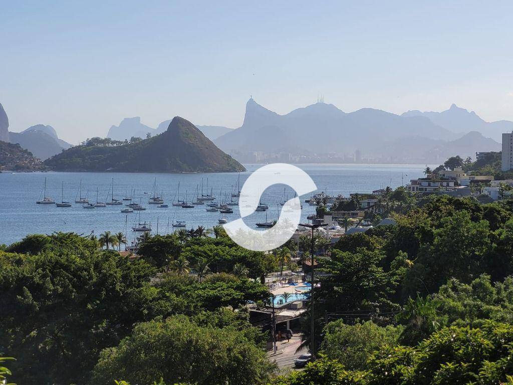  - Casa à venda, 608 m² por R$ 1.600.000,00 - São Francisco - Niterói/RJ