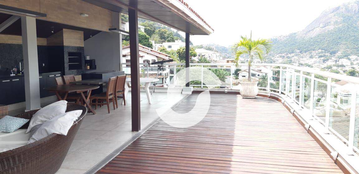 Casa à venda com 4 quartos, 590m² - São Francisco,Niterói