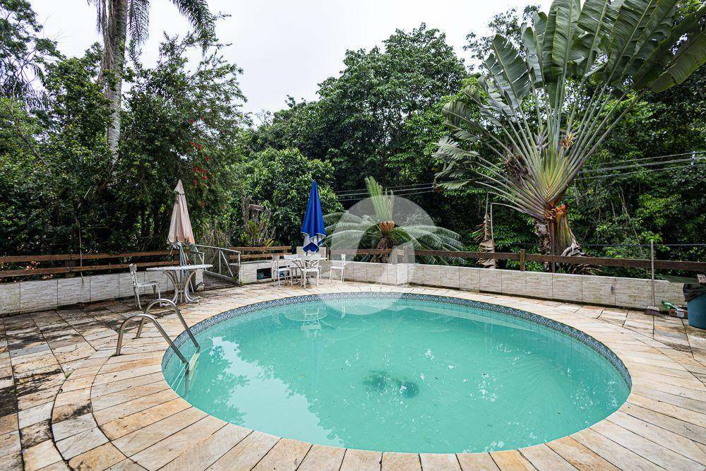 Casa à venda com 5 quartos, 540m² - Vila Progresso,Niterói