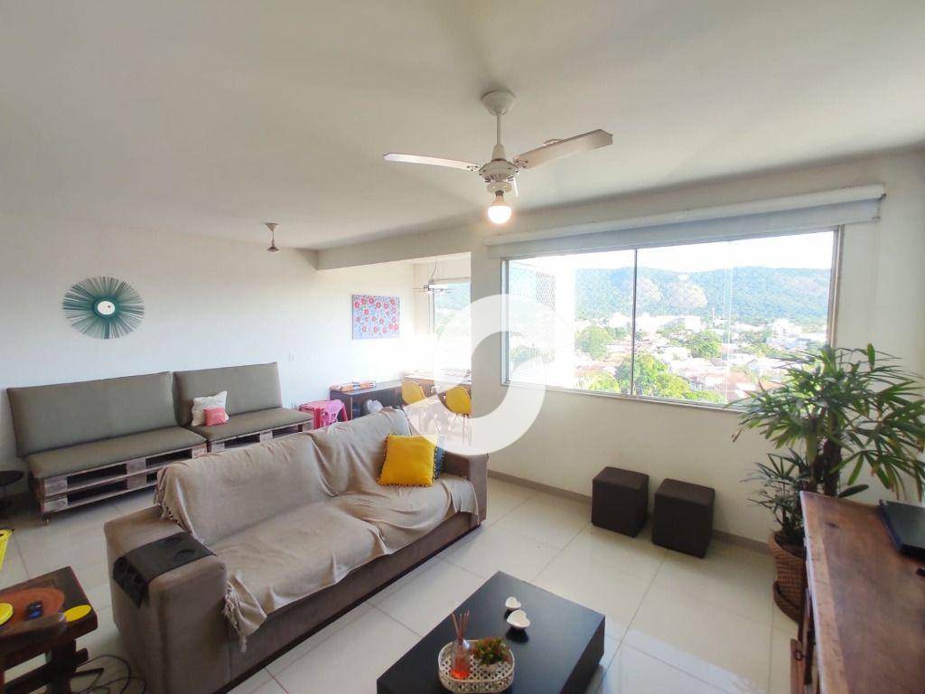 Casa à venda com 3 quartos, 194m² - Itaipu,Niterói