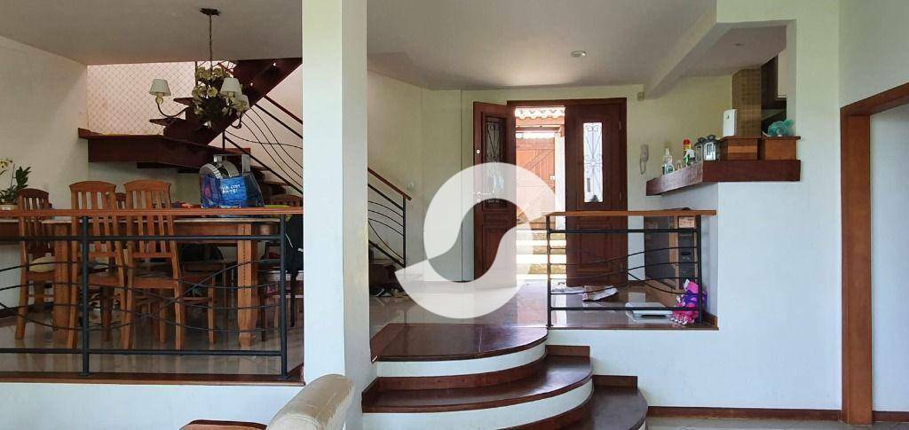  - Casa à venda, 560 m² por R$ 1.200.000,00 - Itaipu - Niterói/RJ
