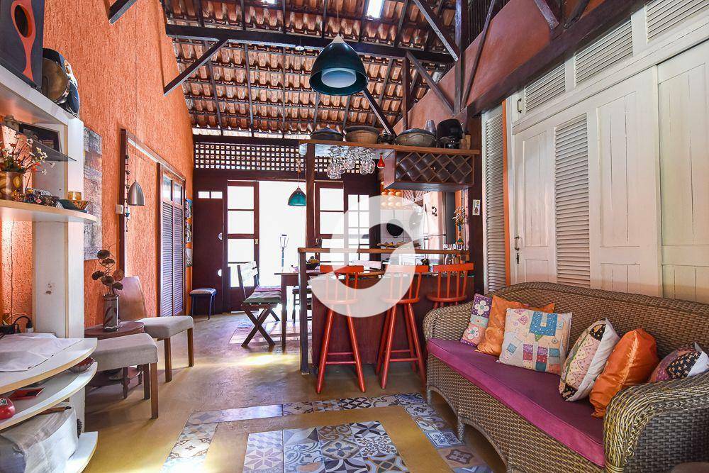 Casa à venda com 3 quartos, 140m² - Engenho do Mato,Niterói