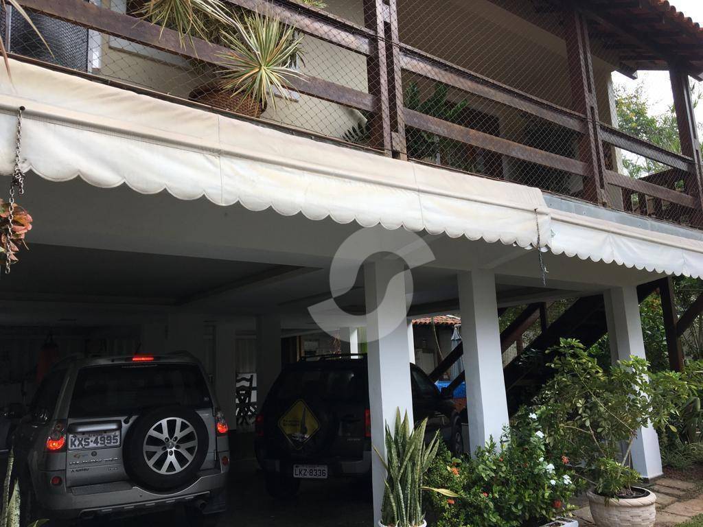 Casa à venda com 4 quartos, 315m² - Piratininga,Niterói