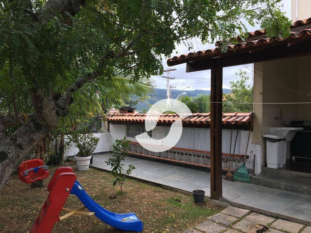  - Casa à venda, 315 m² por R$ 1.450.000,00 - Piratininga - Niterói/RJ