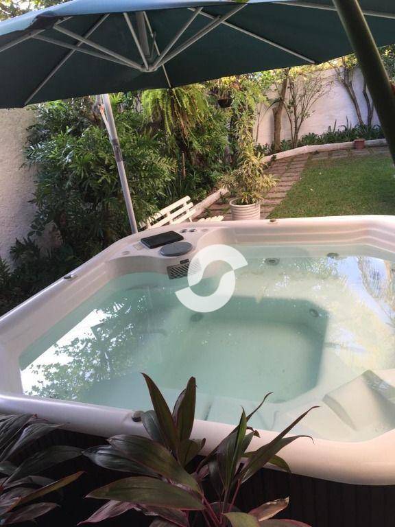 Casa à venda com 4 quartos, 315m² - Piratininga,Niterói