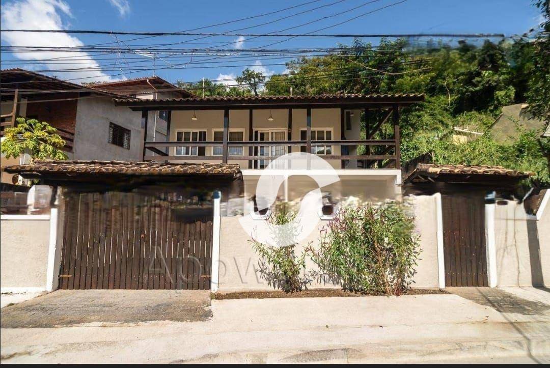 Casa à venda com 3 quartos, 254m² - Serra Grande,Niterói