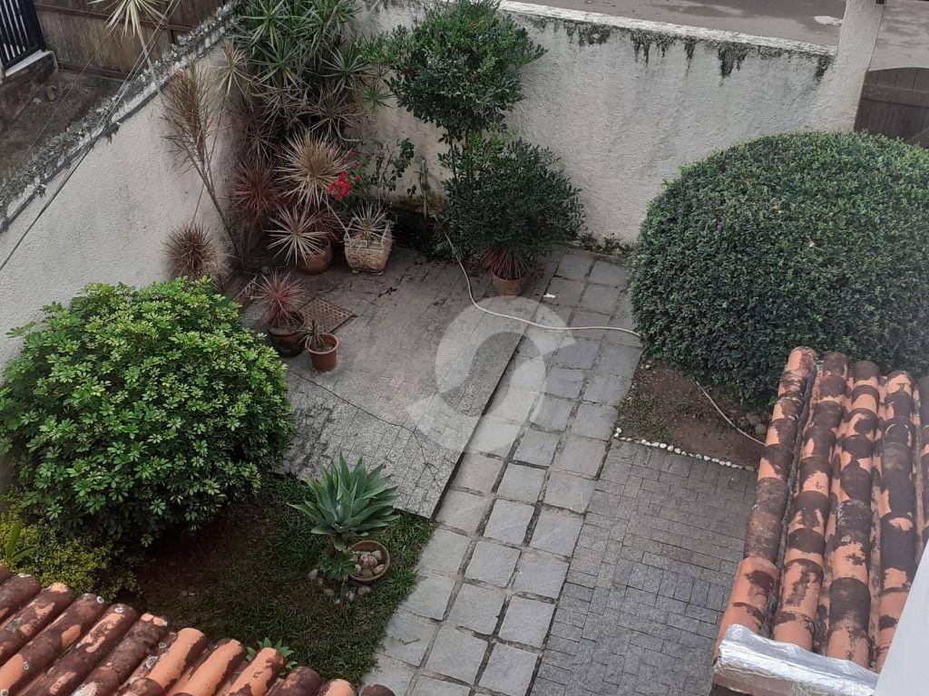  - Casa com 4 dormitórios à venda, 210 m² por R$ 650.000,00 - Itaipu - Niterói/RJ