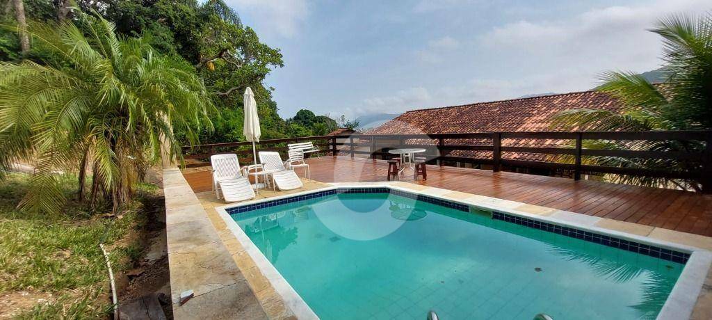 Casa à venda com 4 quartos, 463m² - Piratininga,Niterói