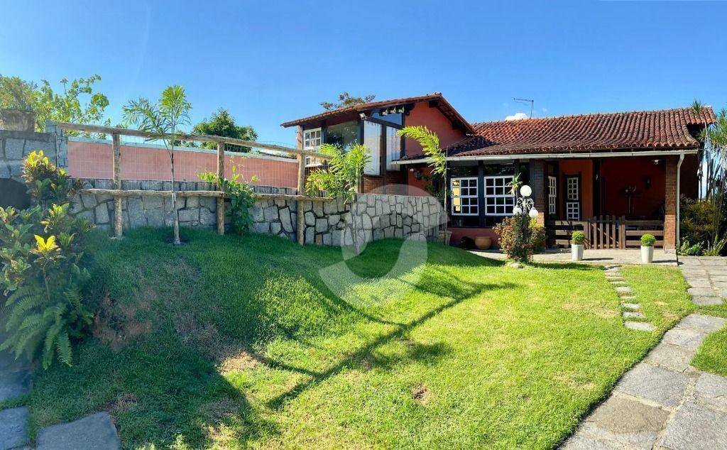 Casa à venda com 3 quartos, 350m² - Mata Paca,Niterói