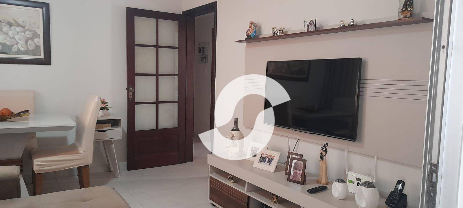 Casa à venda com 2 quartos, 160m² - São Francisco,Niterói