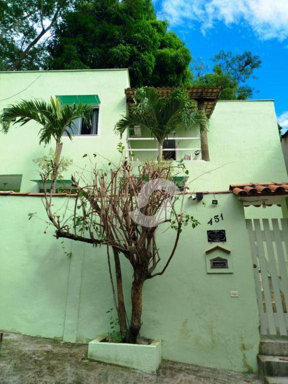 Casa à venda com 3 quartos, 180m² - Itaipu,Niterói