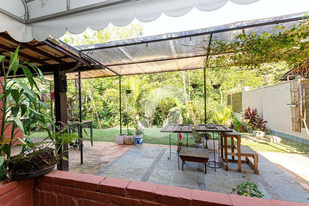  - Casa com 3 dormitórios à venda, 164 m² por R$ 980.000,00 - Pendotiba - Niterói/RJ
