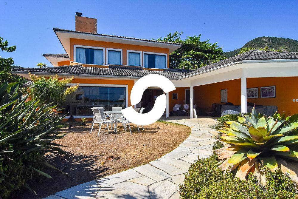 Casa à venda com 7 quartos, 720m² - Itacoatiara,Niterói