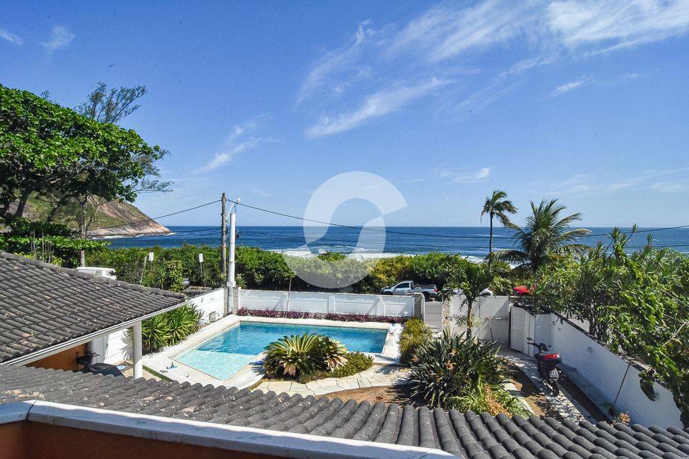 Casa à venda com 7 quartos, 720m² - Itacoatiara,Niterói