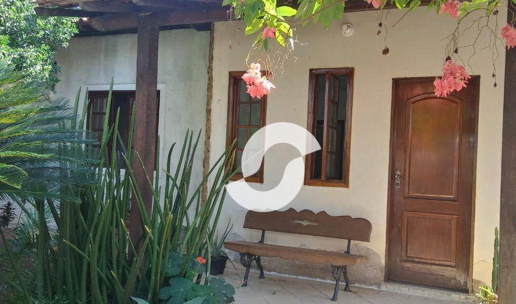 Casa à venda com 4 quartos, 257m² - Santo Antônio,Niterói