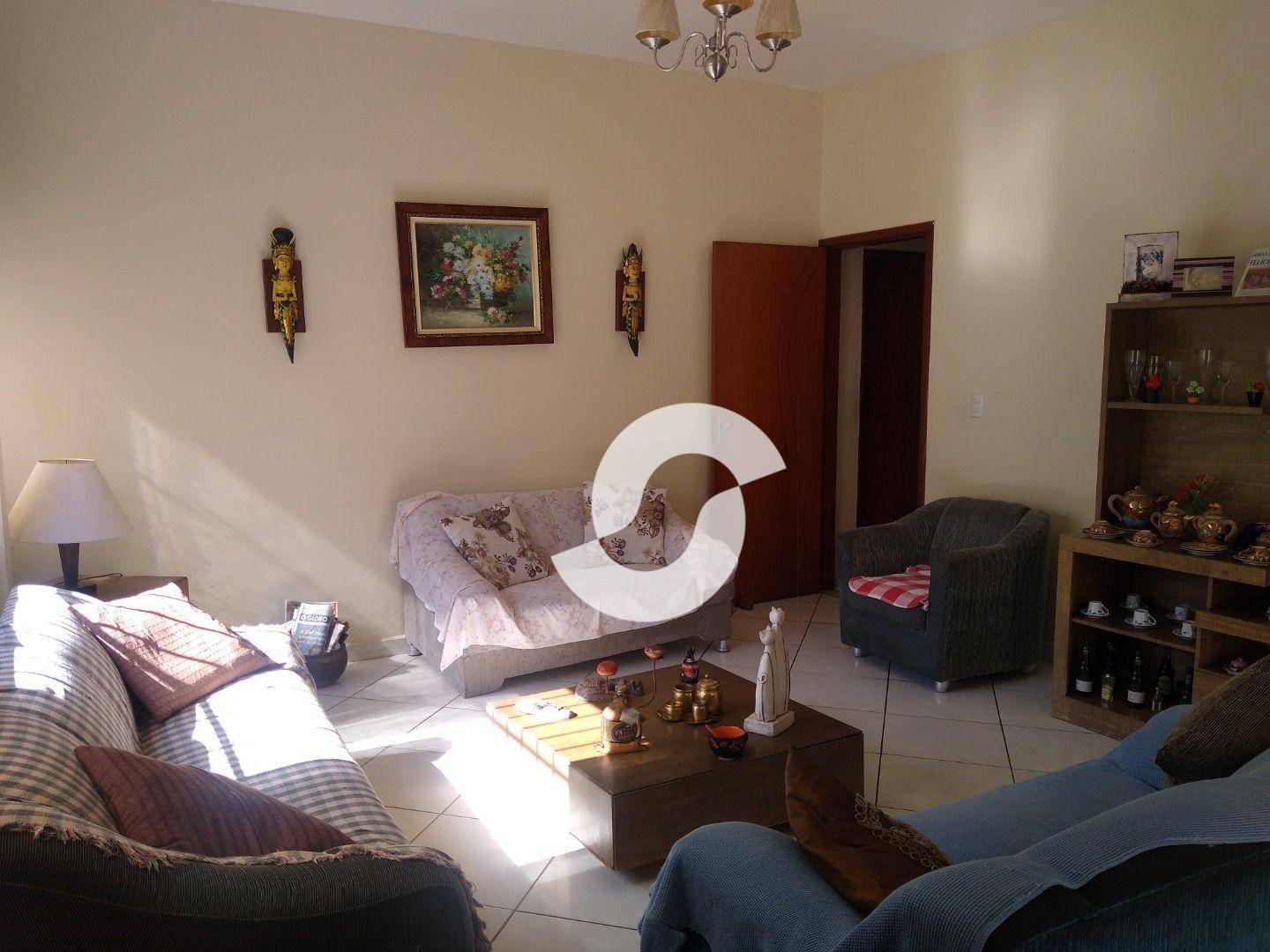 Casa à venda com 5 quartos, 316m² - São Francisco,Niterói