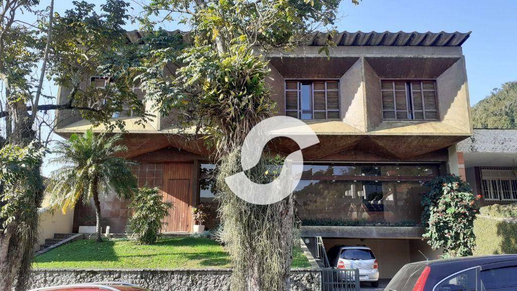 Casa à venda com 4 quartos, 435m² - São Francisco,Niterói