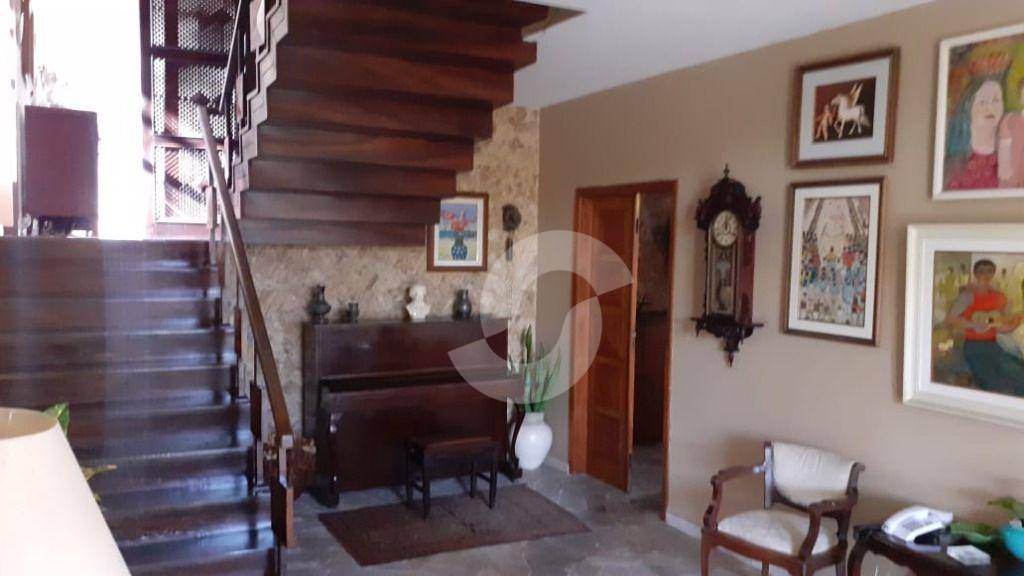  - Casa à venda, 435 m² por R$ 2.700.000,00 - São Francisco - Niterói/RJ
