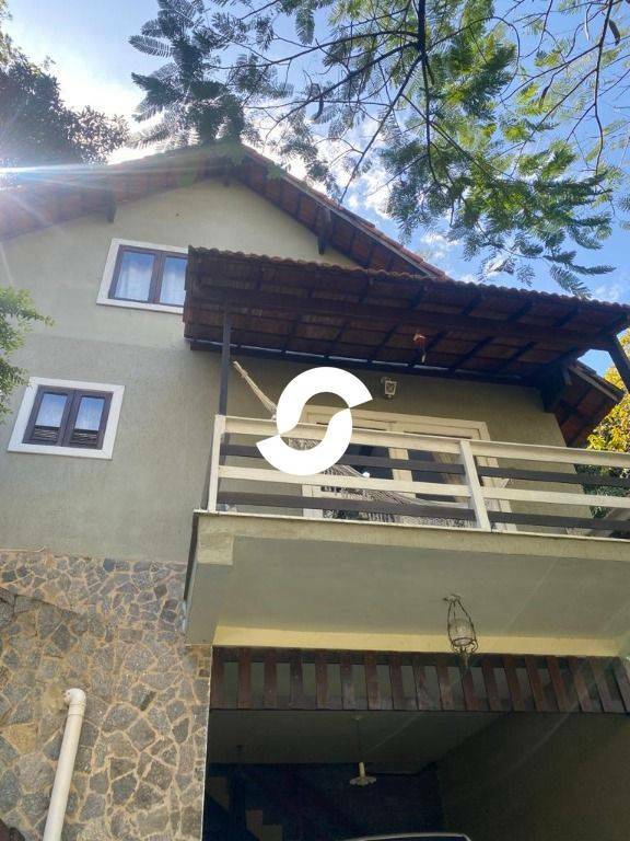 Casa à venda com 3 quartos, 132m² - Itaipu,Niterói
