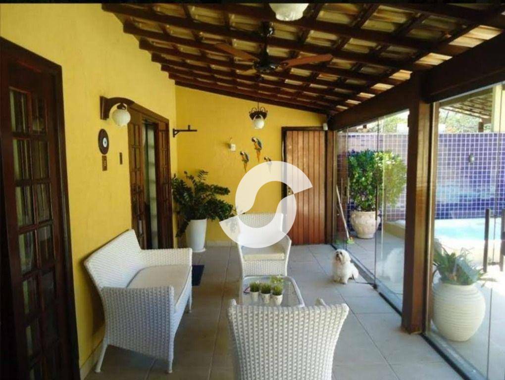 Casa à venda com 5 quartos, 176m² - Vila Progresso,Niterói
